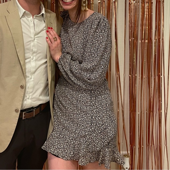 Lulus Black Floral Long Sleeve open back dress - Picture 6 of 6